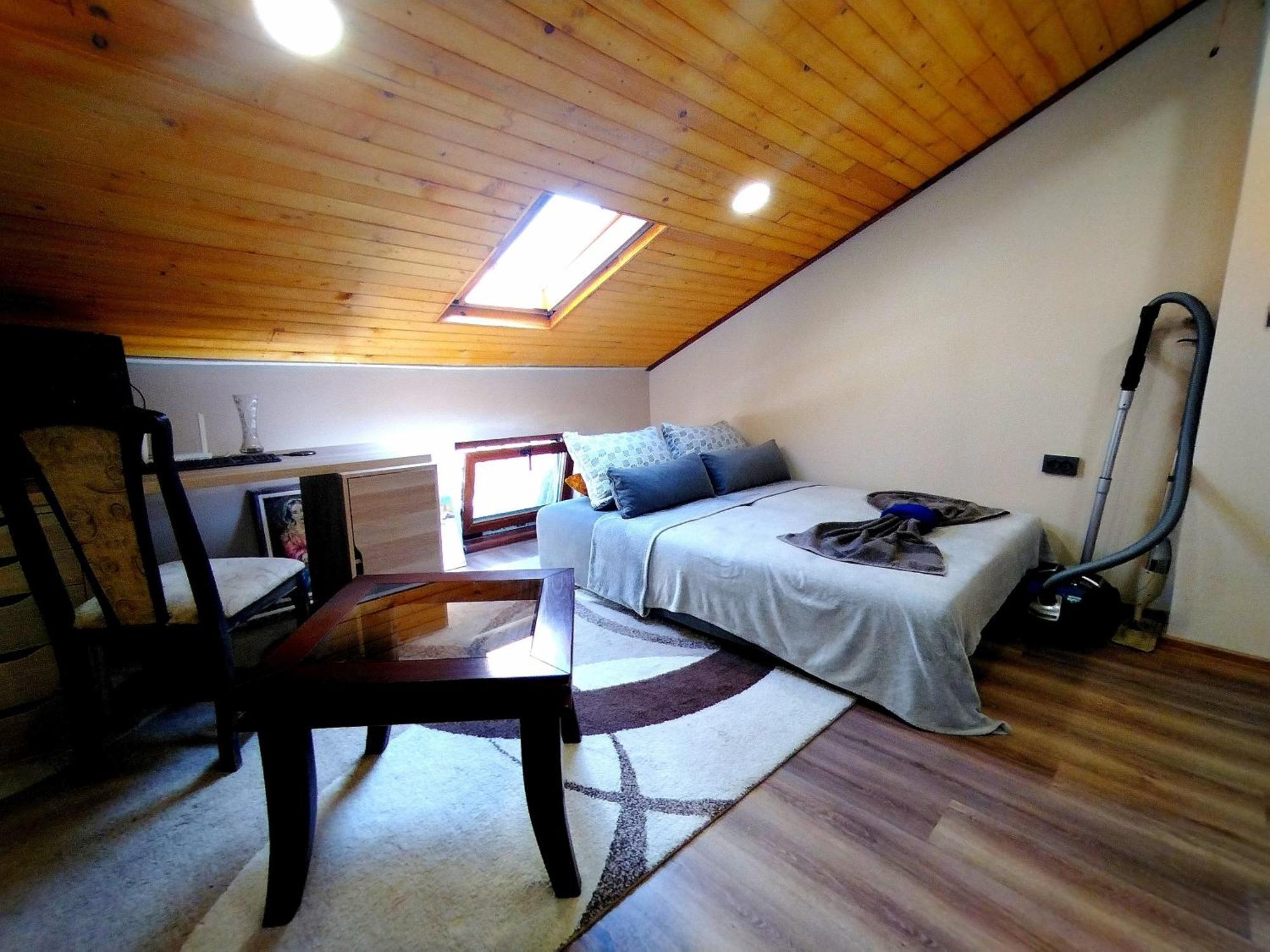 Low Budget Apartment With Breakfast ヴァルナ エクステリア 写真